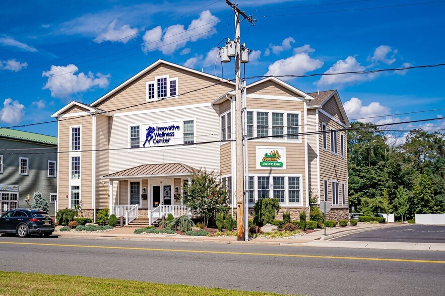 15-17 E Railroad Ave, Jamesburg, NJ à vendre - Photo du bâtiment - Image 2 de 9