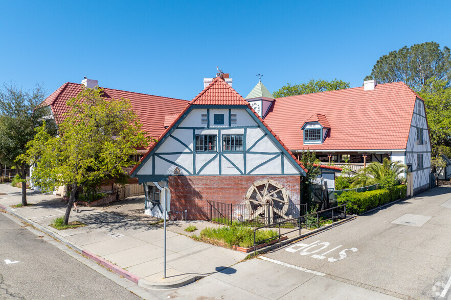 425 1st St, Solvang, CA à vendre - Photo du bâtiment - Image 1 de 6