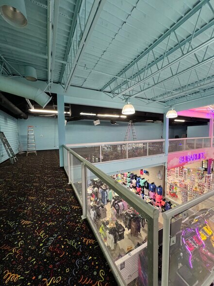 301 S Kings Hwy, Myrtle Beach, SC à louer - Photo du bâtiment - Image 2 de 6