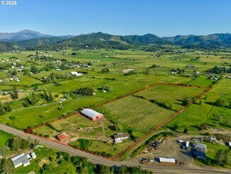 Plus de détails pour 2529 Northside Rd, Sutherlin, OR - Spécialité à vendre