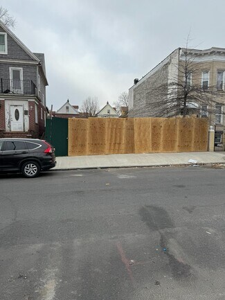 Plus de détails pour 274 E 32nd St, Brooklyn, NY - Terrain à vendre