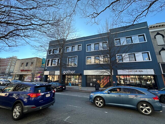Plus de détails pour 309-315 E Broad St, Richmond, VA - Bureau à vendre