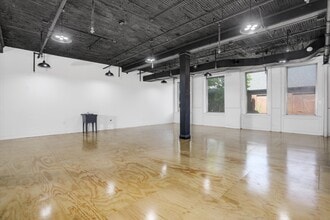 174 S Clark St, Detroit, MI for lease Interior Photo- Image 2 of 10
