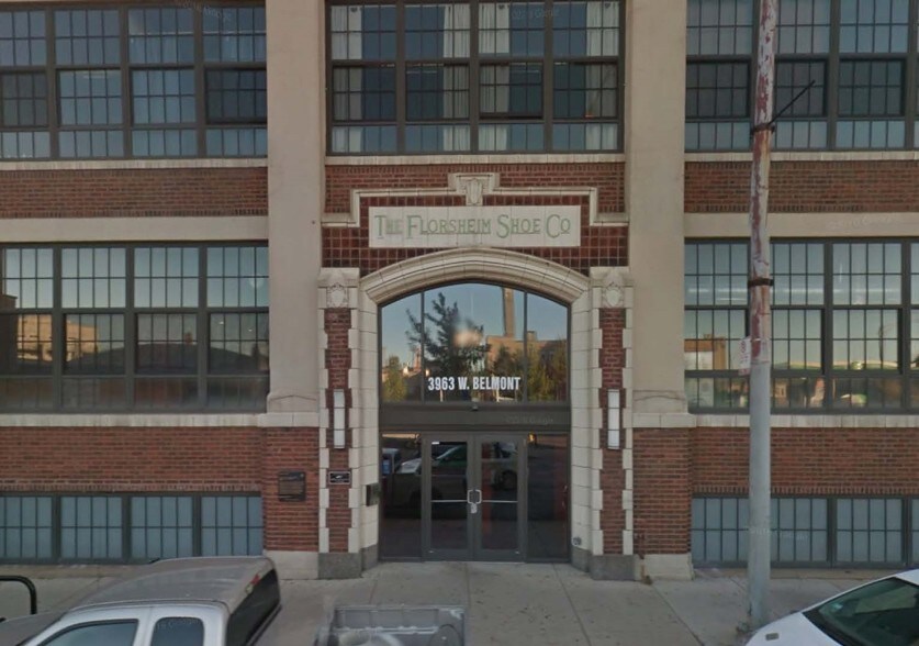 3963 W Belmont Ave, Chicago, IL à vendre - Photo du bâtiment - Image 3 de 17