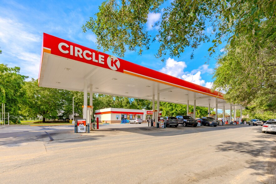 5712 W Tennessee St, Tallahassee, FL à vendre - Photo du bâtiment - Image 2 de 5