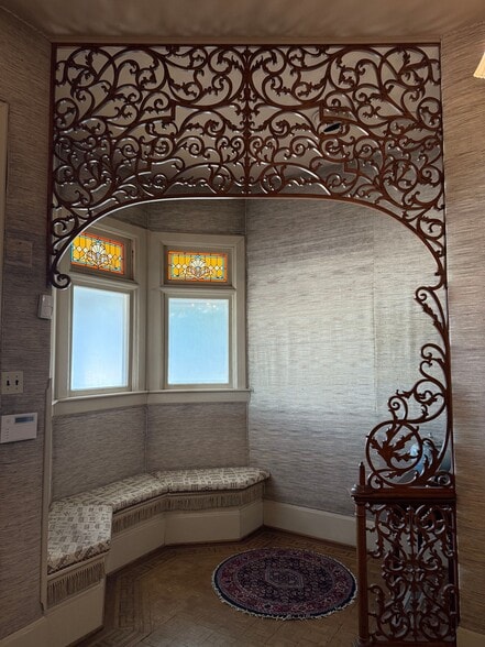 1201 Griffin St W, Dallas, TX for sale - Interior Photo - Image 2 of 18