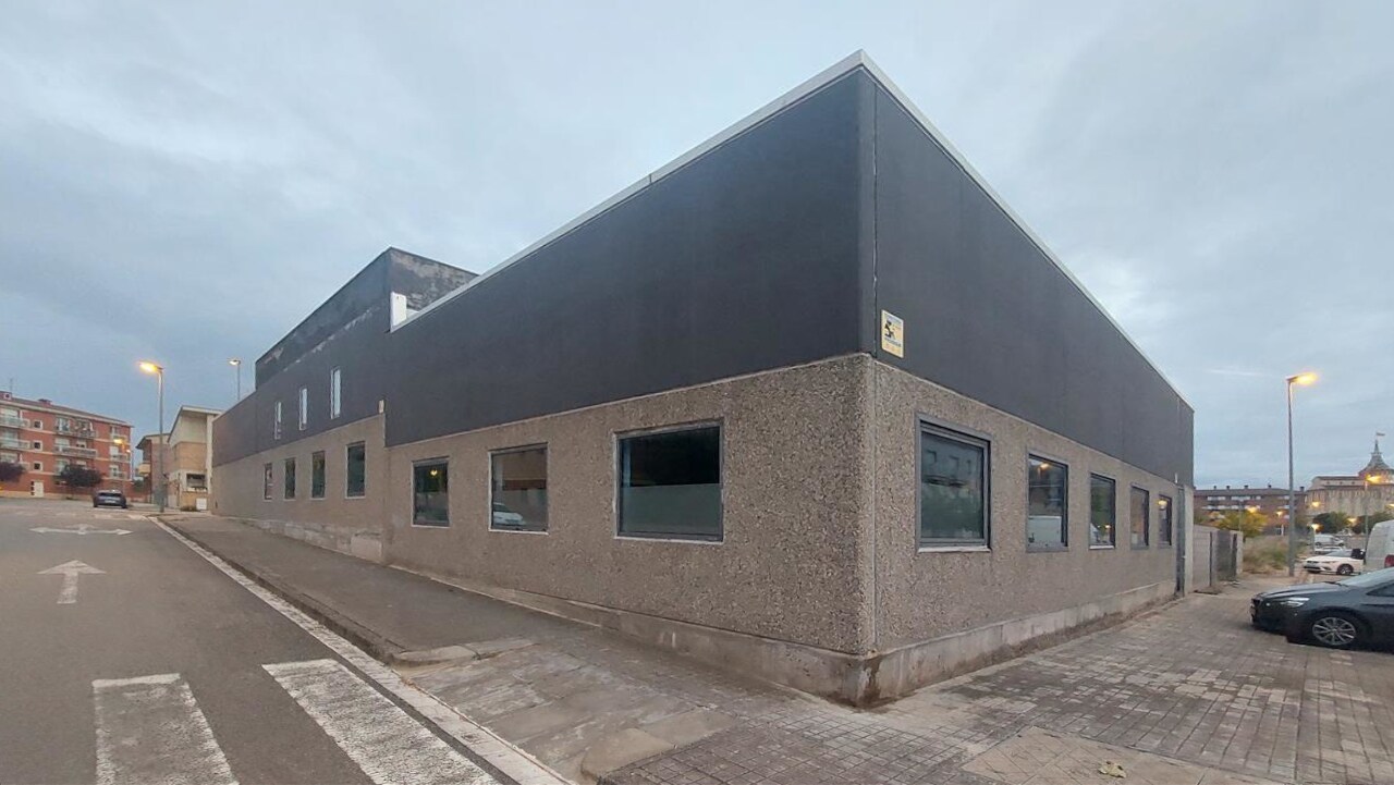 Retail in Cervera, Lérida for sale Building Photo- Image 1 of 23