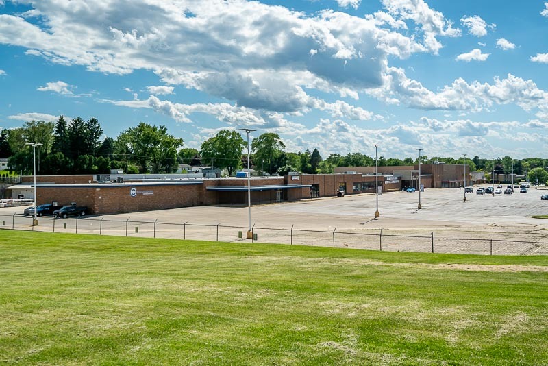 1200-1289 W Galena Ave, Freeport, IL for sale Building Photo- Image 1 of 1