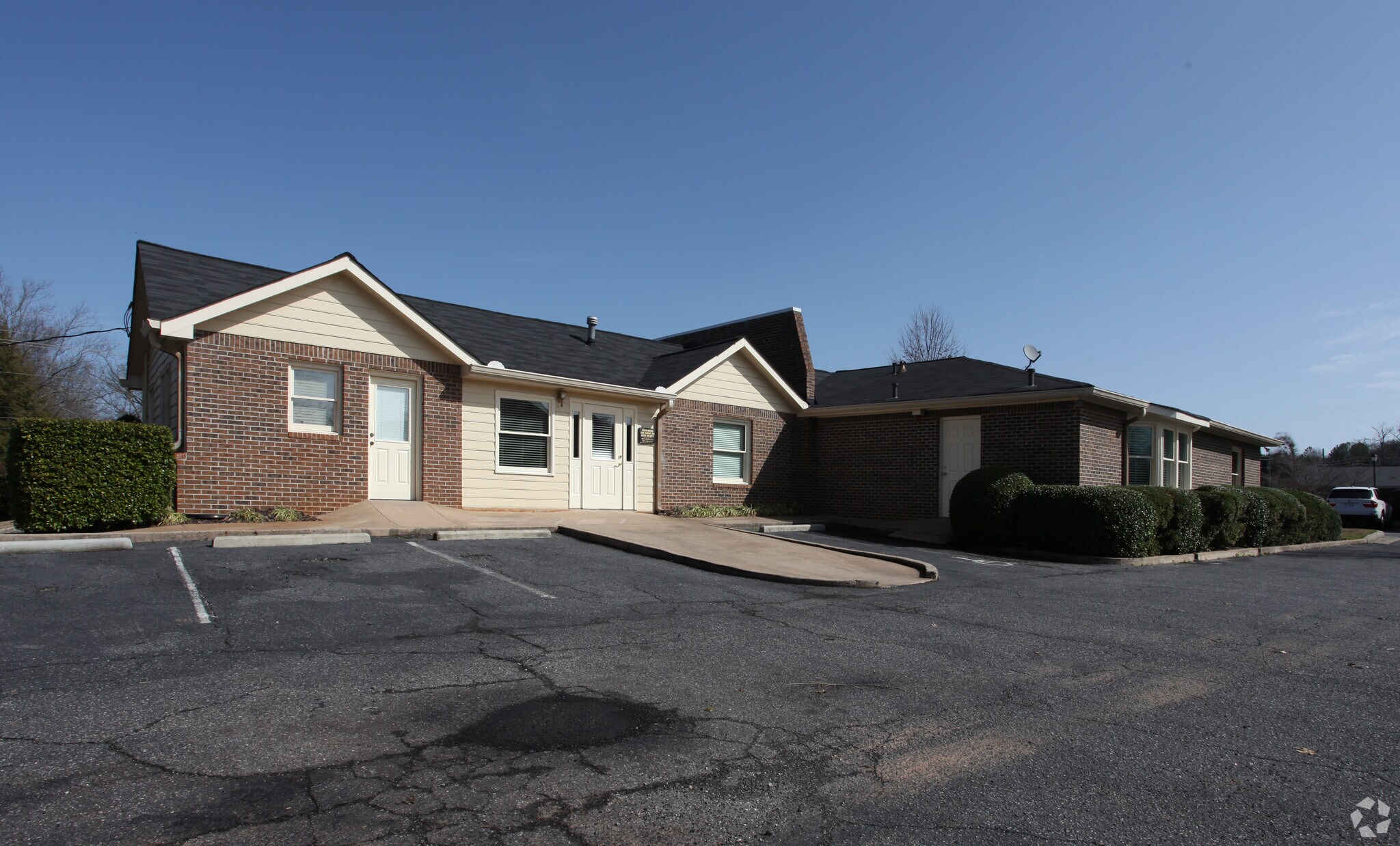 203 Pirkle Ferry Rd, Cumming, GA à vendre Photo principale- Image 1 de 43