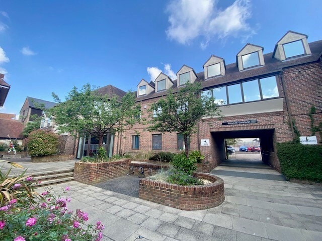 6 London Rd, Newbury for lease - Building Photo - Image 1 of 5