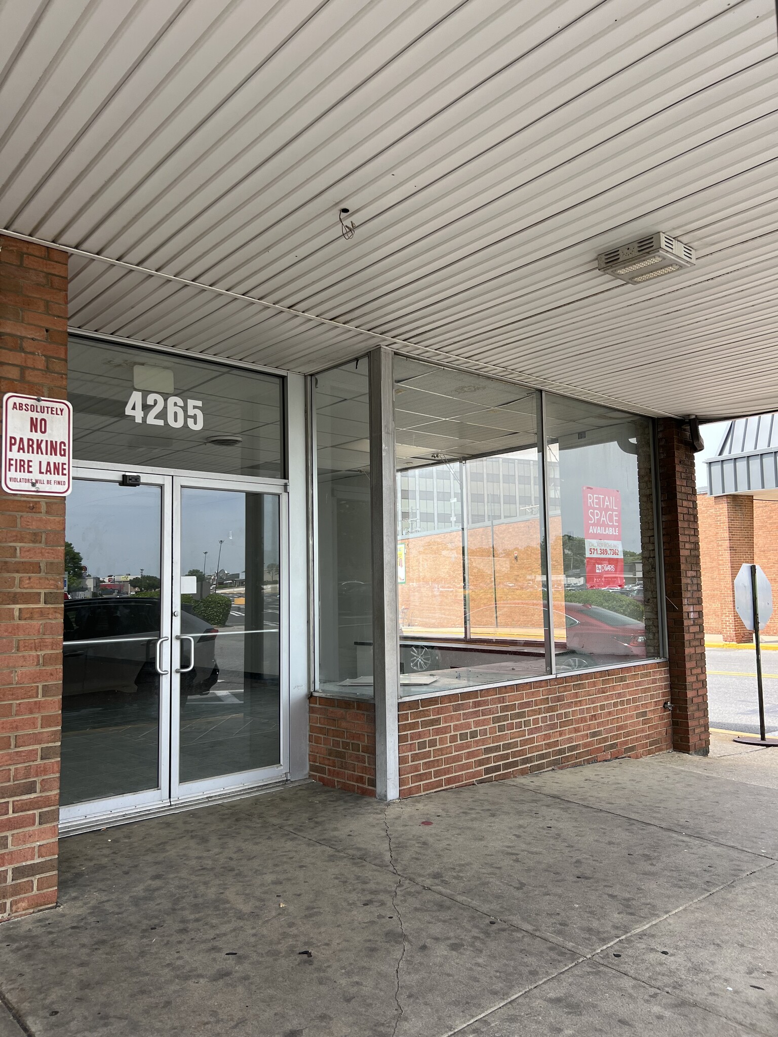 3899-4277 Branch Ave, Temple Hills, MD for lease Building Photo- Image 1 of 5