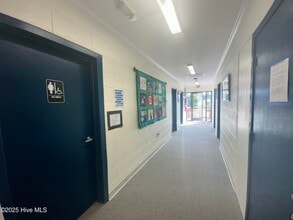 2900 Bridges St, Morehead City, NC for lease Building Photo- Image 2 of 2