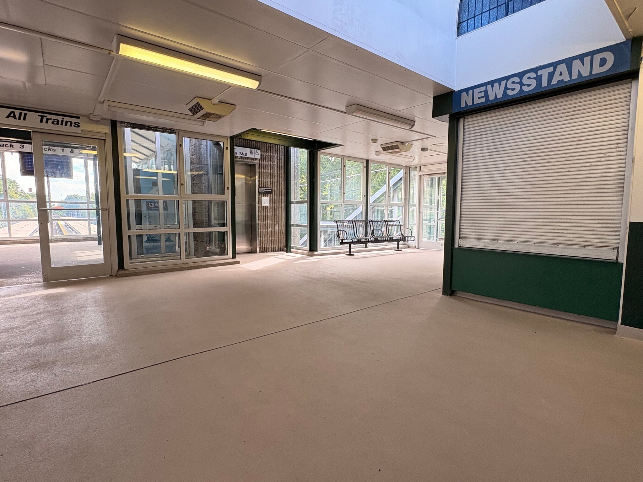 1 Harlem Ave, White Plains, NY for lease Interior Photo- Image 1 of 5