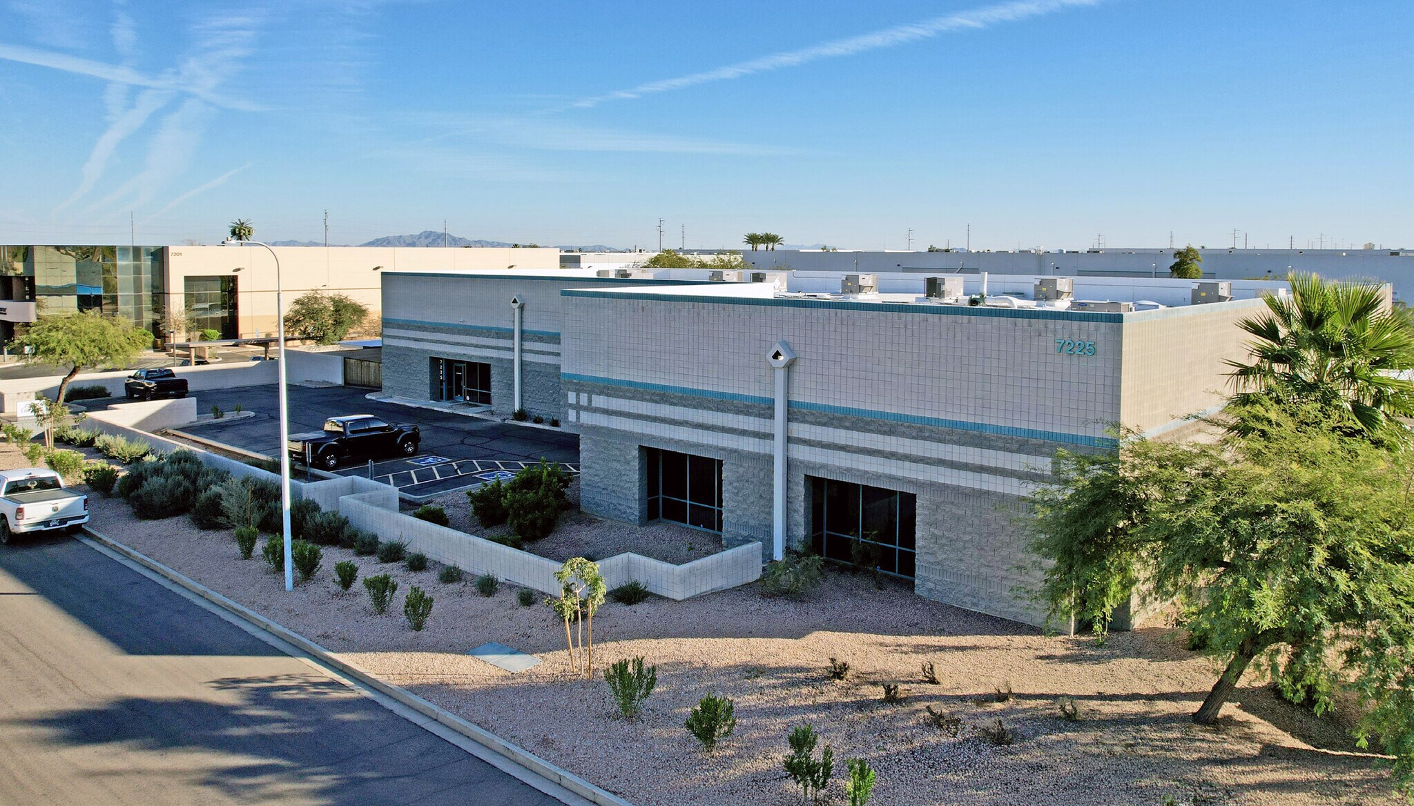 7225 W Oakland St, Chandler, AZ à vendre Photo du bâtiment- Image 1 de 8
