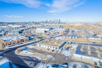 600 Manitou Rd SE, Calgary, AB - Aerial  map view