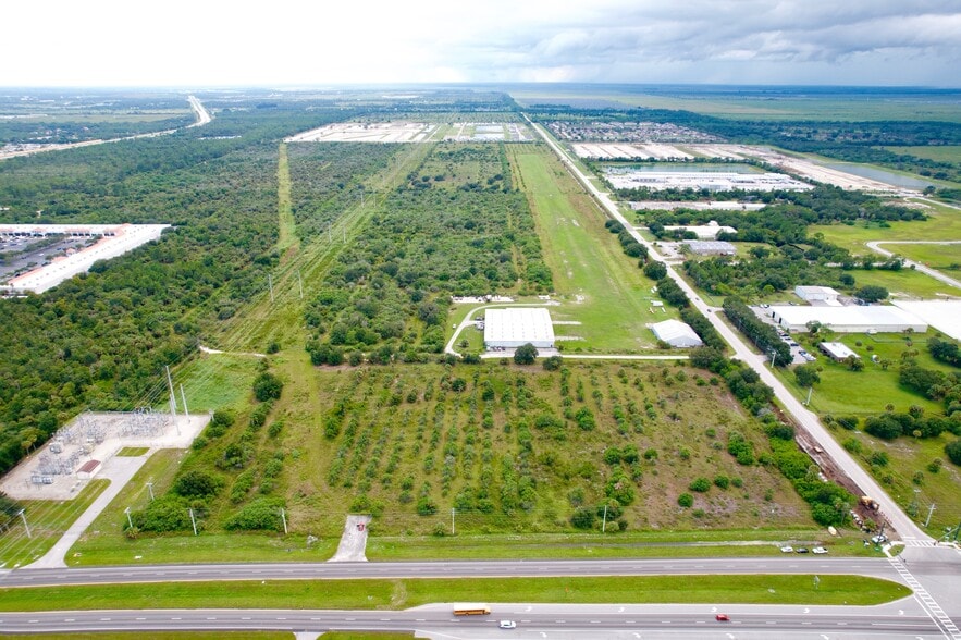 9625 State Road 60, Vero Beach, FL for sale - Primary Photo - Image 1 of 7