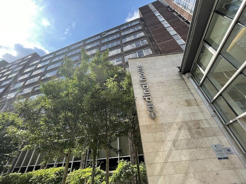 20 St Marys Parsonage, Manchester à louer - Photo du bâtiment - Image 2 de 16