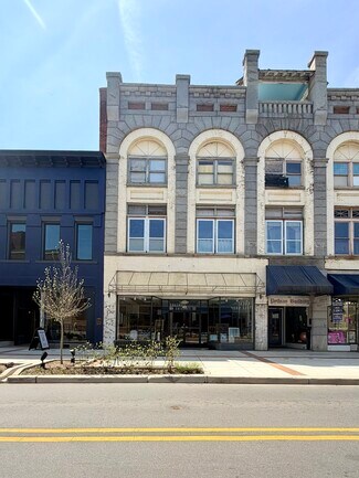 Plus de détails pour 36-40 Union St S, Concord, NC - Commerce de détail à louer