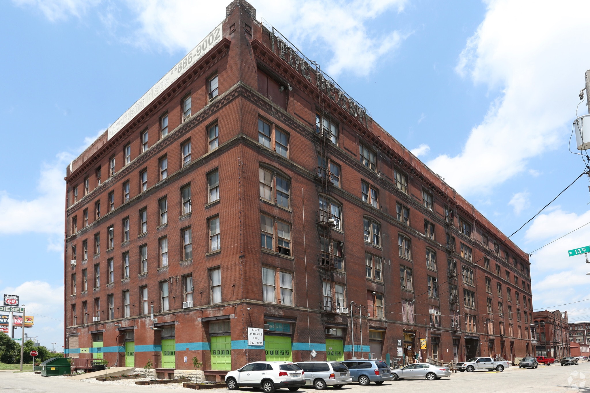 1420 W 13th Ter, Kansas City, MO à vendre Photo principale- Image 1 de 21