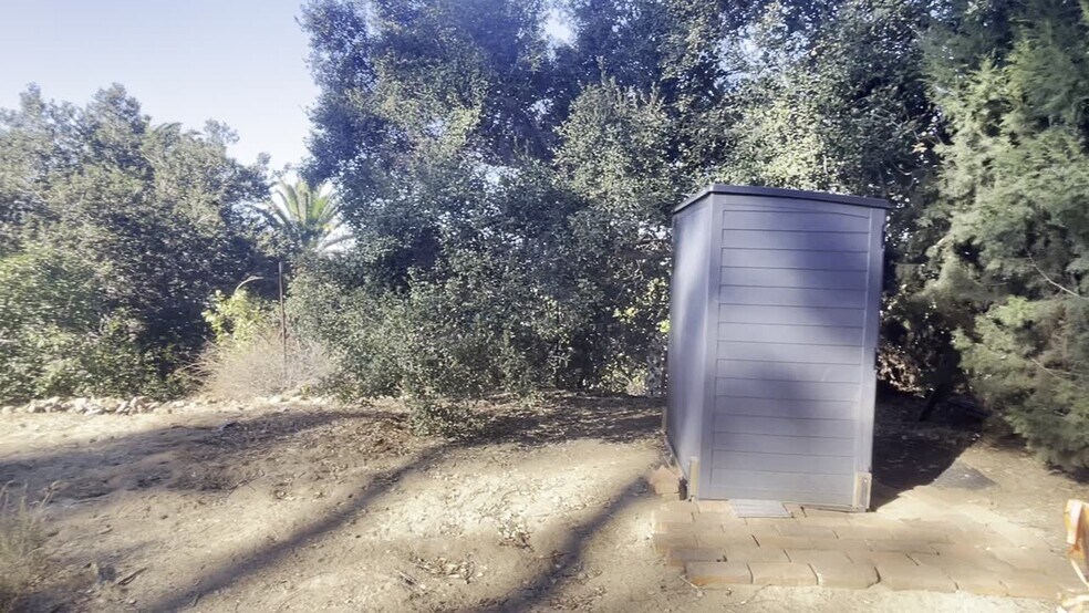 0000 El Granito Avenue, La Mesa, CA à vendre - Vidéo sur l’inscription commerciale - Image 2 de 17