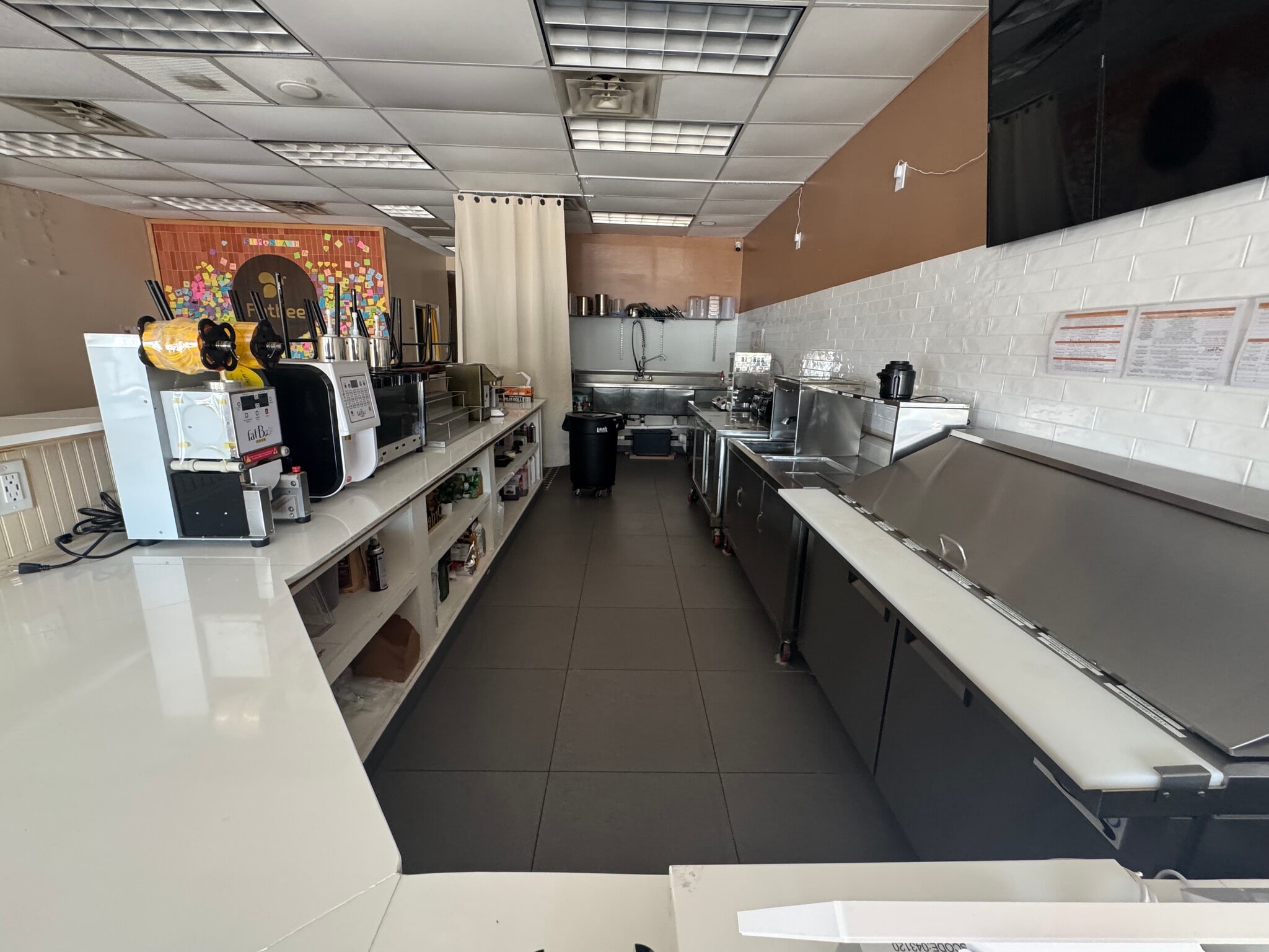 1300-1330 Round Rock Ave, Round Rock, TX for lease Building Photo- Image 1 of 2