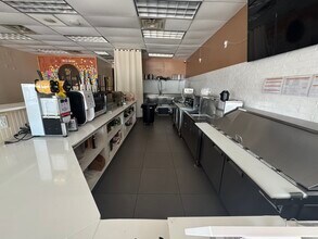 1300-1330 Round Rock Ave, Round Rock, TX for lease Building Photo- Image 1 of 2