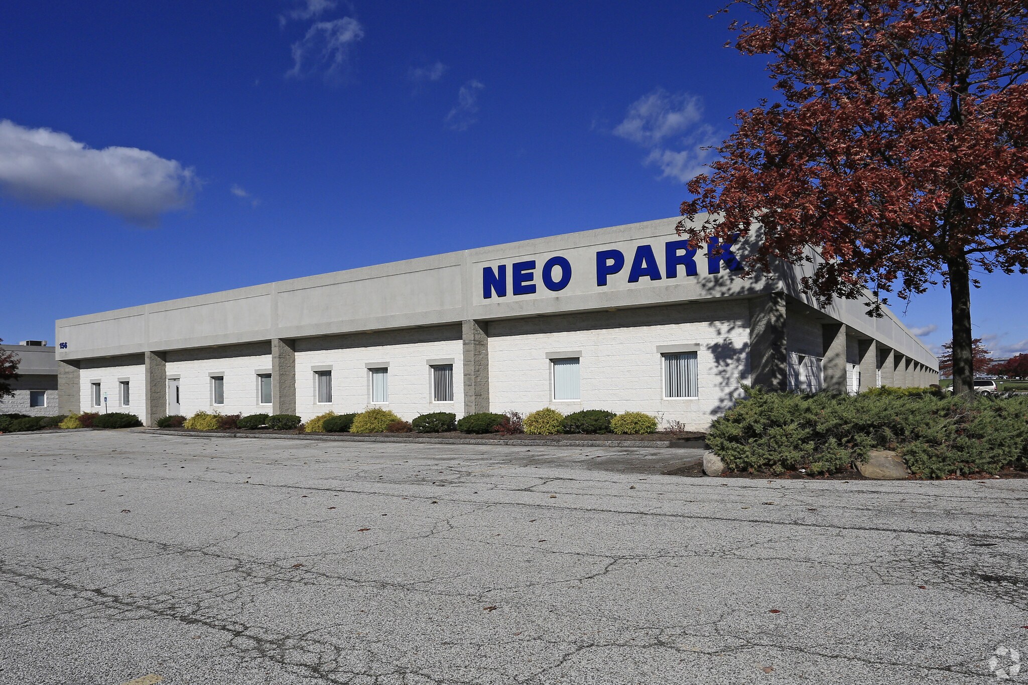 15601-15687 Neo Pky, Garfield Heights, OH à louer Photo principale- Image 1 de 9
