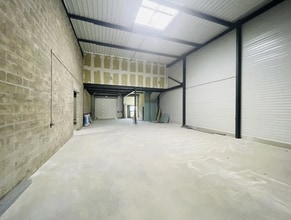 Avenue Marguerite Perey, Lieusaint for lease Interior Photo- Image 2 of 8