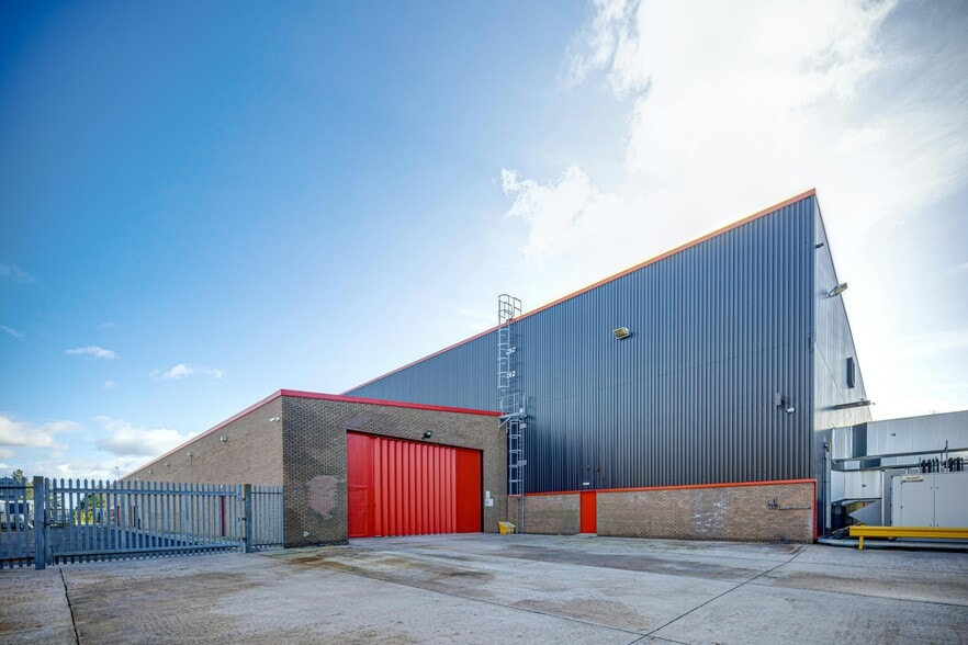 Lister Rd, Runcorn for lease - Building Photo - Image 3 of 5
