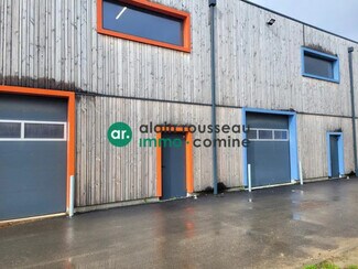 Plus de détails pour Local d'activités à louer