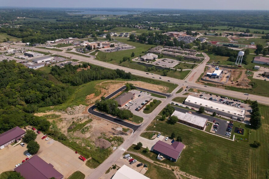 169 Hwy, Smithville, MO à vendre - Aérien - Image 2 de 9