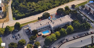 Plus de détails pour 175 Beacon Hill Blvd, New Cumberland, PA - Services hôteliers à vendre