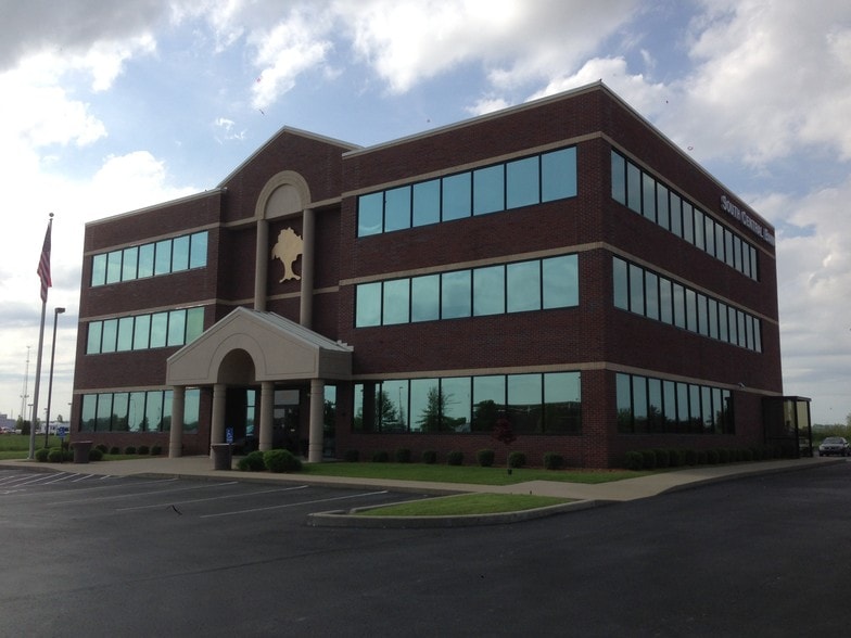 300 Southtown Blvd, Owensboro, KY for lease - Primary Photo - Image 1 of 14