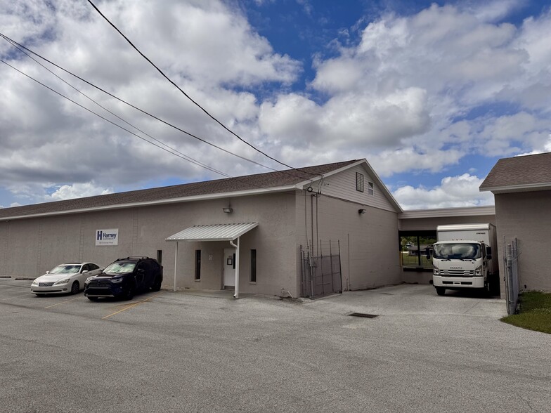 9610 Harney Rd, Thonotosassa, FL for sale - Building Photo - Image 2 of 4