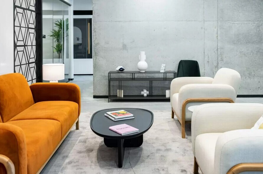 880 Monon Green Blvd, Carmel, IN à louer - Photo intérieure - Image 3 de 9