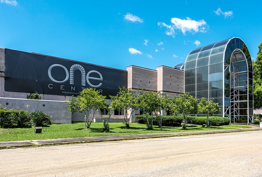 2901 E South Blvd, Montgomery, AL à louer - Photo du bâtiment - Image 2 de 4