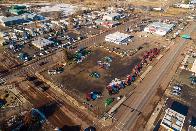 Plus de détails pour 14 N 5th St, Madras, OR - Terrain à vendre