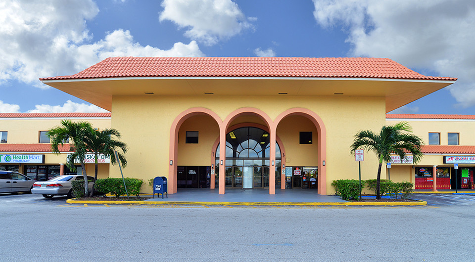 5500 W Oakland Park Blvd, Lauderhill, FL for lease - Building Photo - Image 1 of 7