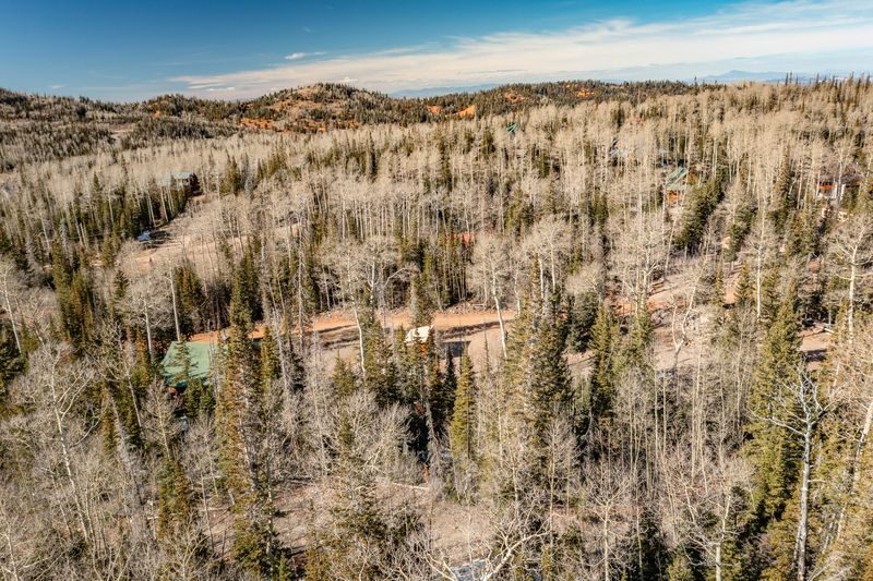 271 Deer Trail, Brian Head, UT à vendre - Photo du bâtiment - Image 2 de 35