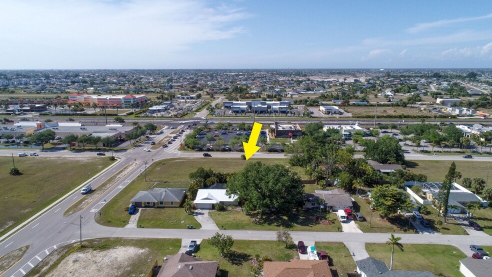 758 4th st, Cape Coral, FL for sale - Building Photo - Image 3 of 10