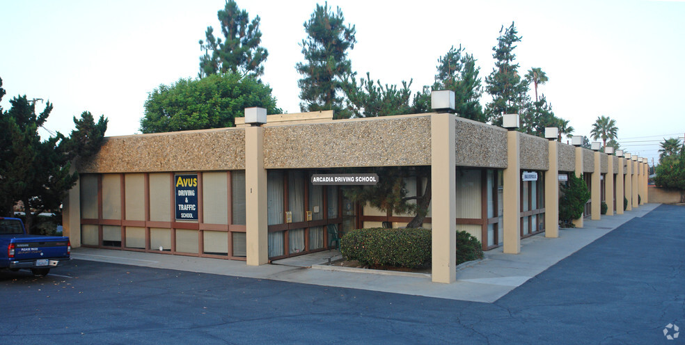 333 N Santa Anita Ave, Arcadia, CA for lease - Primary Photo - Image 1 of 10