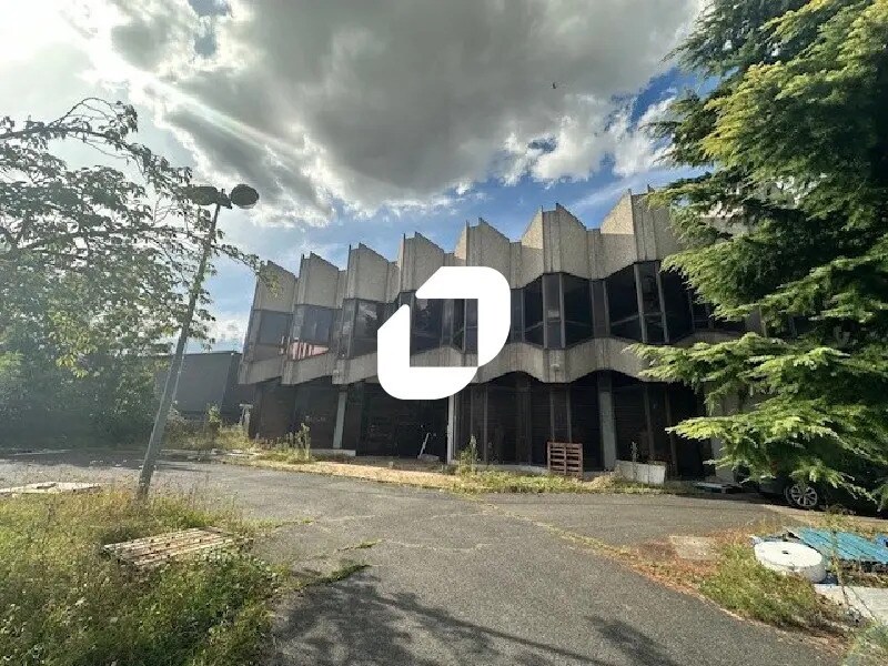 Bureau dans Gonesse à louer Photo du bâtiment- Image 1 de 11