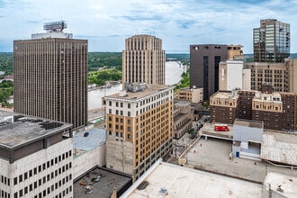 10 4th St E, Saint Paul, MN - AERIAL  map view - Image1