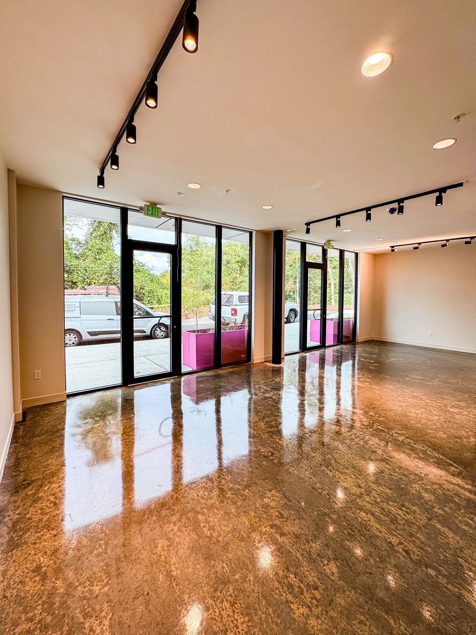 31 Artful Way, Asheville, NC à louer Photo intérieure- Image 1 de 5