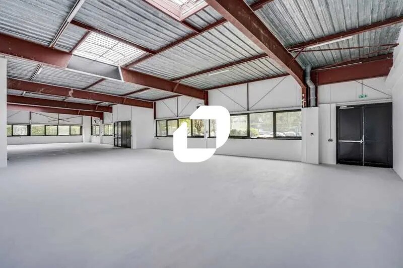 4 Avenue De Norvège, Villebon-sur-Yvette à louer - Photo du bâtiment - Image 2 de 27