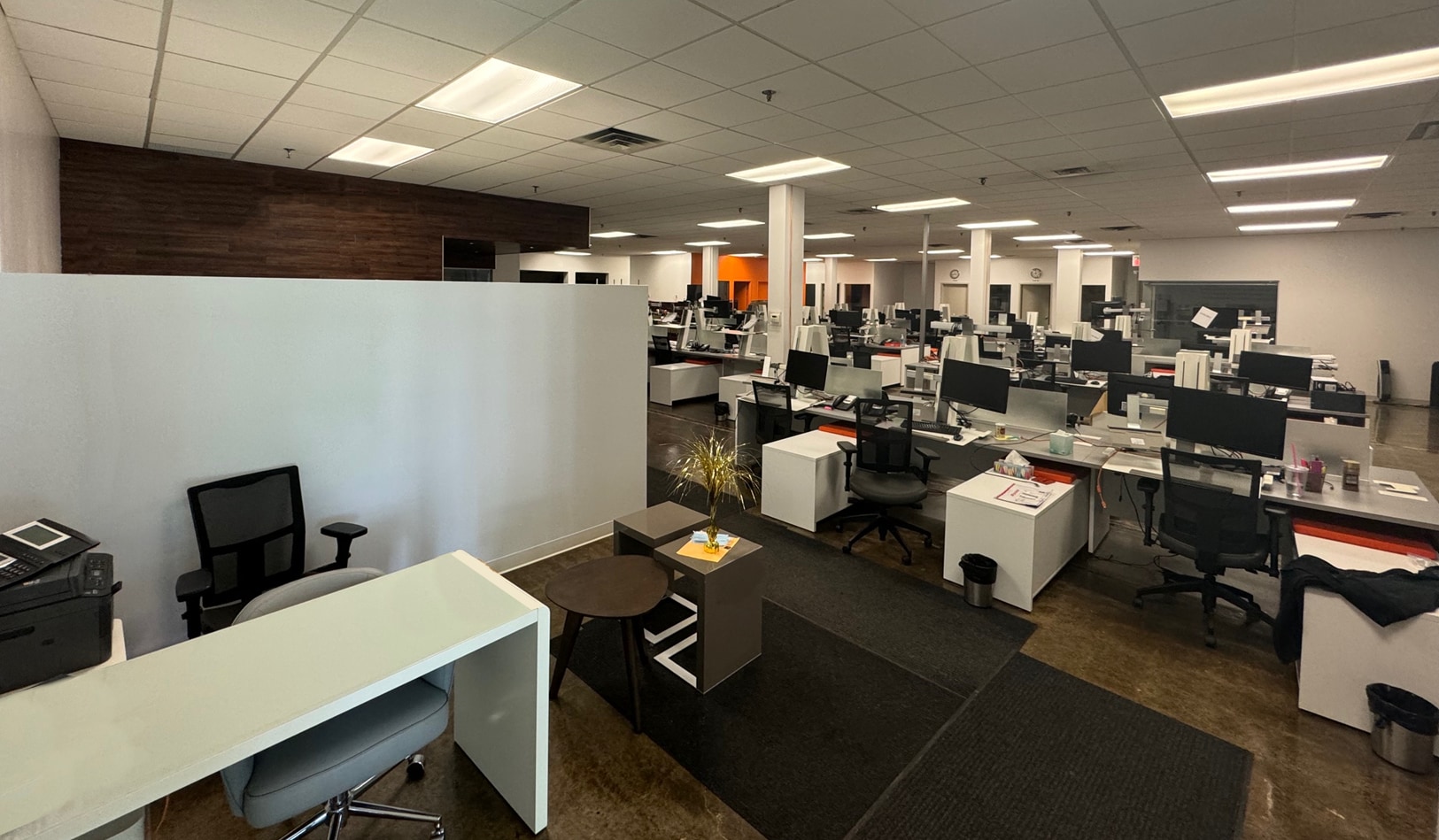 4990-5016 Rue Jean-Talon O, Montréal, QC for lease Interior Photo- Image 1 of 4