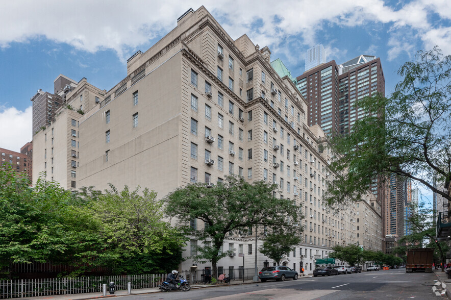 332-350 W 57th St, New York, NY à vendre - Photo principale - Image 1 de 35