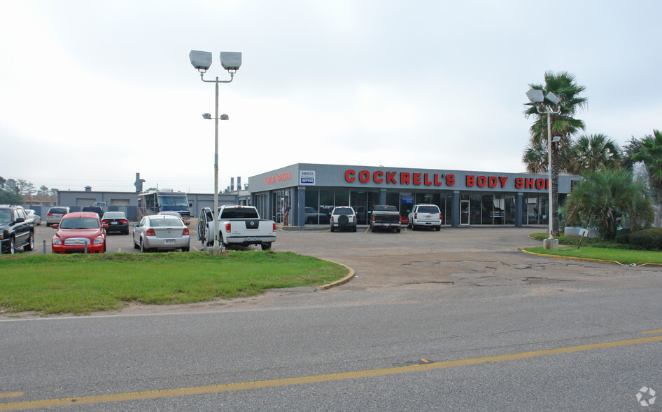 108 E I65 Service Rd N, Mobile, AL for sale - Building Photo - Image 1 of 2