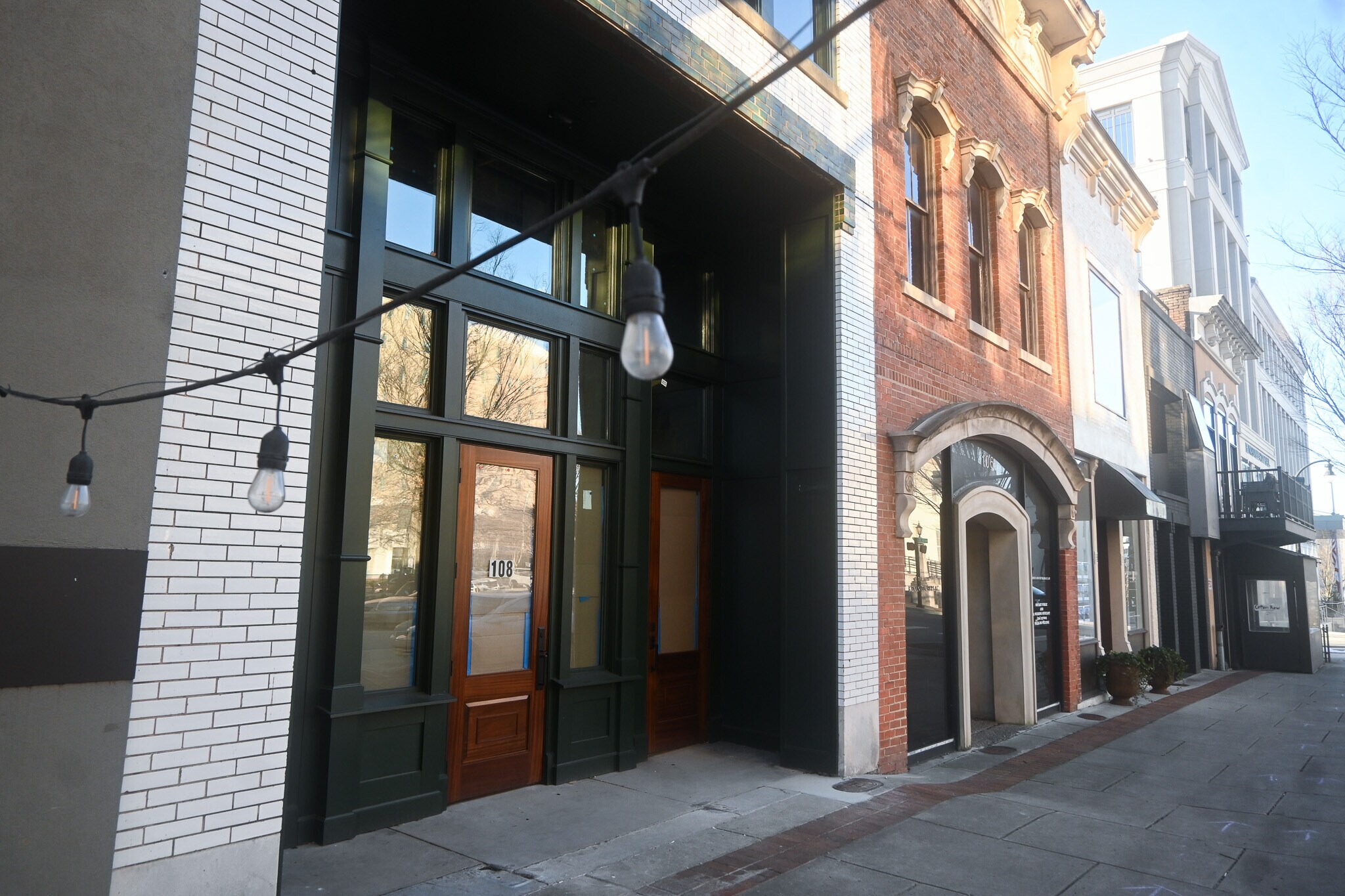 108 South Side Sq, Huntsville, AL for lease Building Photo- Image 1 of 4