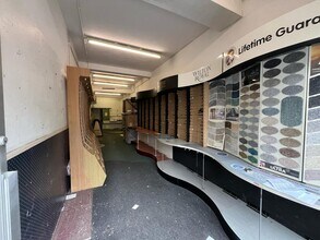 24-24A Hatch Ln, London for lease Interior Photo- Image 2 of 3